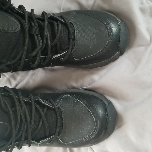 NIKE BOYS' LITTLE KIDS' MANOA LEATHER BOOTS size 2y - Picture 5 of 8